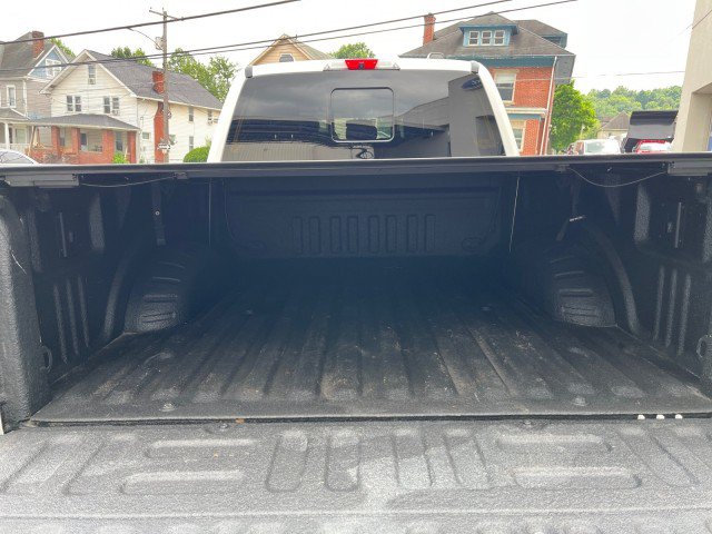 Used 2022 Ford F250 Platinum w/ FX4 Off-Road Package AWD/4WD image 10