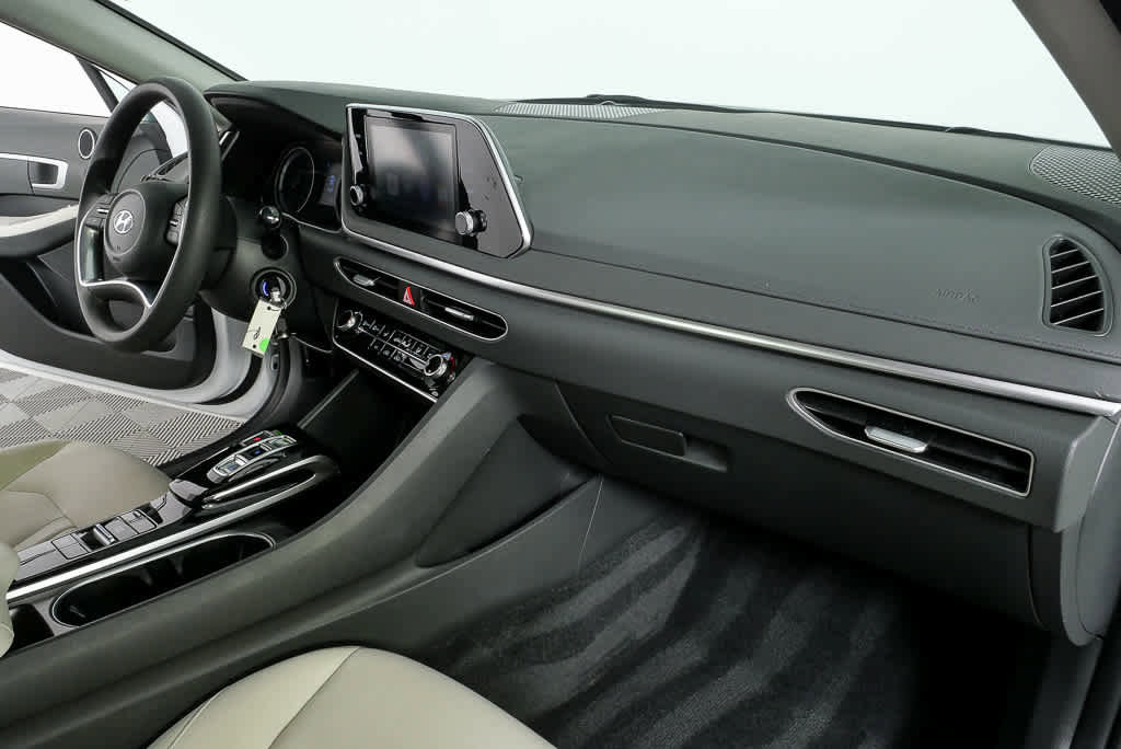 Used 2023 Hyundai Sonata SE FWD image 21