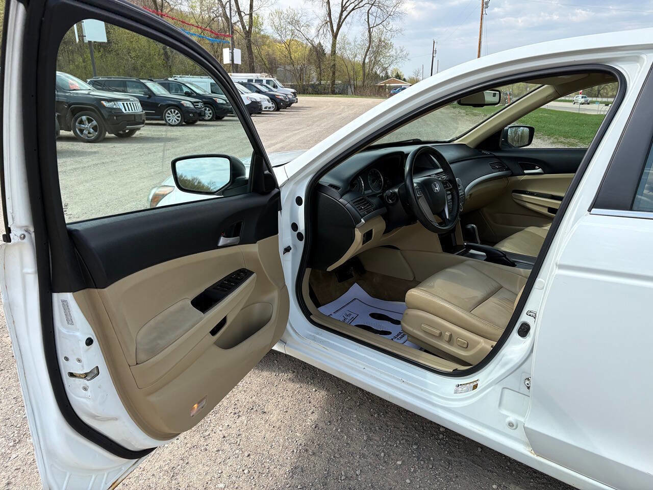 Used 2011 Honda Accord SE image 8