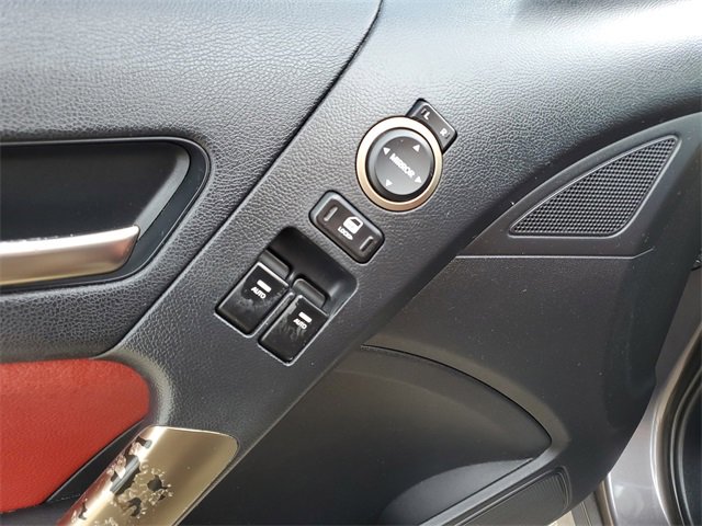 Used 2013 Hyundai Genesis 2.0T image 18