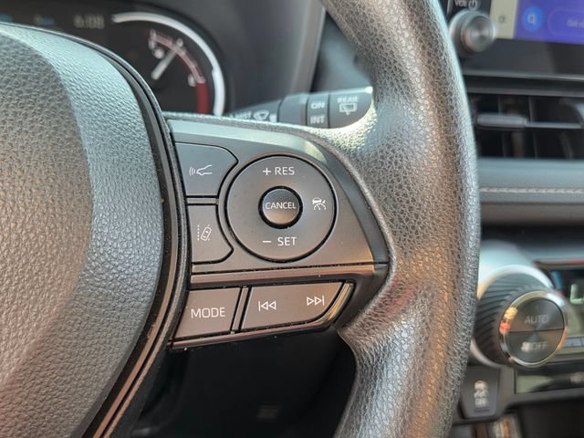Used 2024 Toyota RAV4 XLE AWD/4WD image 24