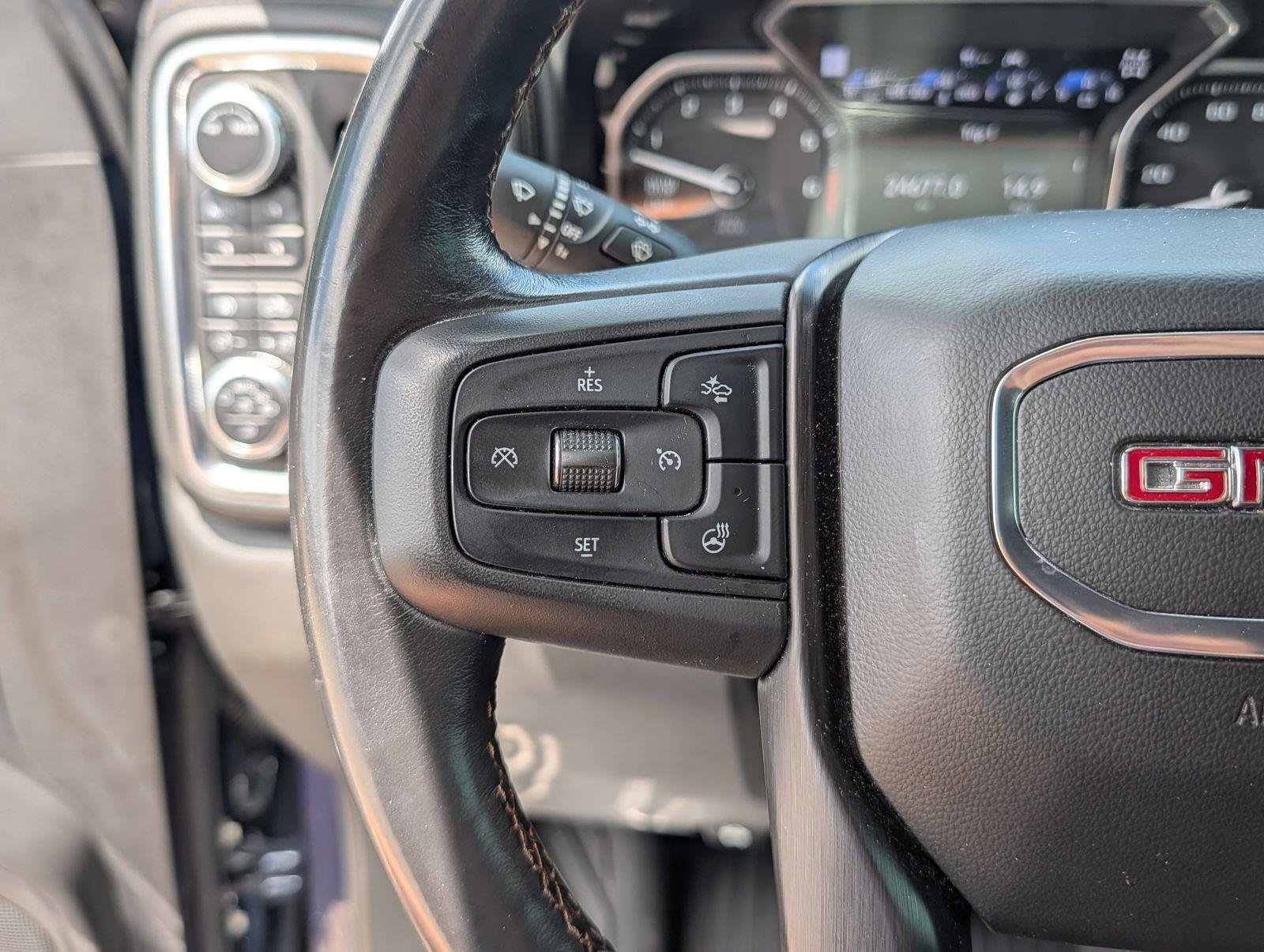 Used 2020 GMC Sierra 1500 AT4 w/ AT4 Premium Package AWD/4WD image 16