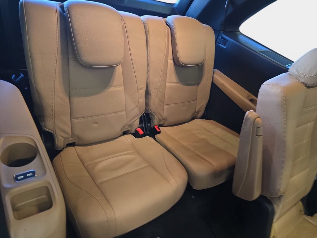 Used 2024 Mercedes-Benz GLS 450 4MATIC image 16