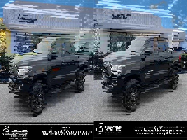 Used 2022 Toyota Tacoma SR5 image 1