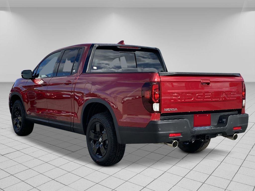New 2025 Honda Ridgeline Black Edition image 2