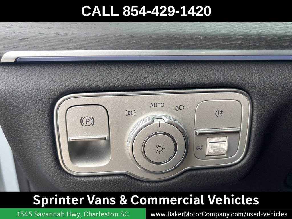 Used 2024 Mercedes-Benz GLE 350 4MATIC image 45