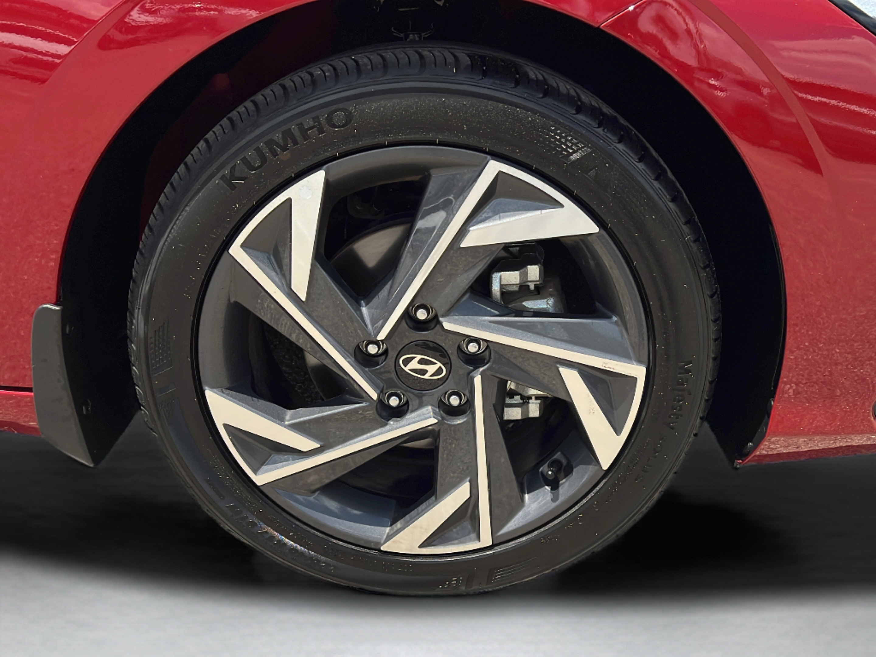 Certified 2025 Hyundai Elantra Sport FWD image 24