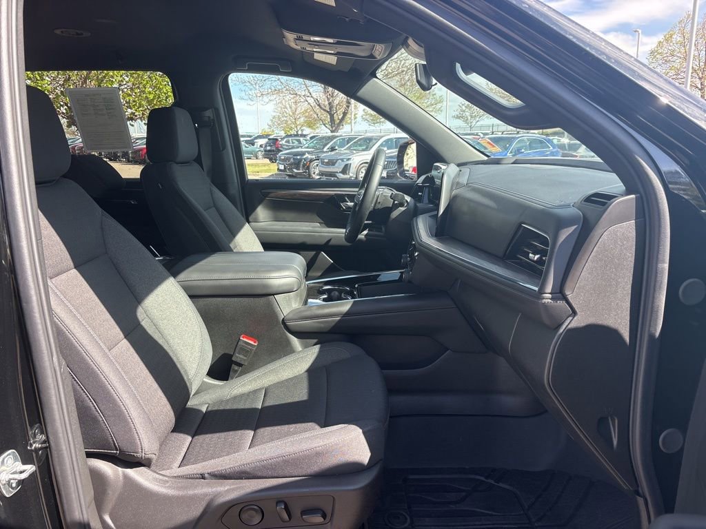 Used 2025 Chevrolet Suburban LS w/ Max Trailering Package AWD/4WD image 24