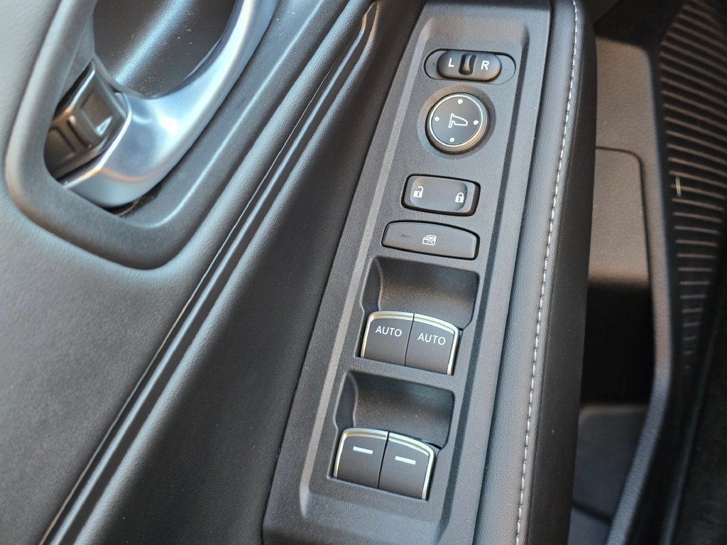 Used 2025 Honda Accord Sport image 6