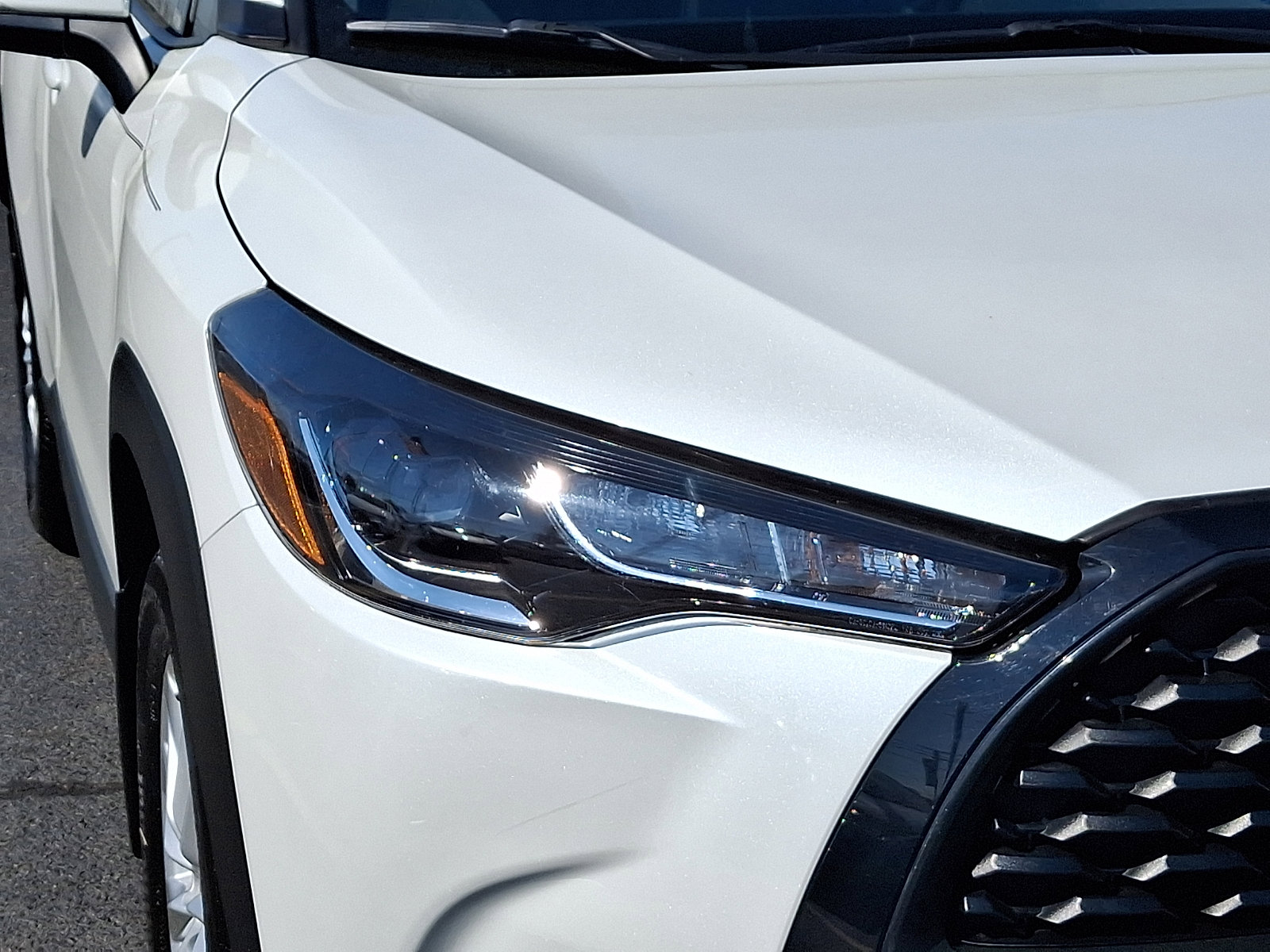 Used 2023 Toyota Corolla Cross LE w/ Moonroof Package image 9