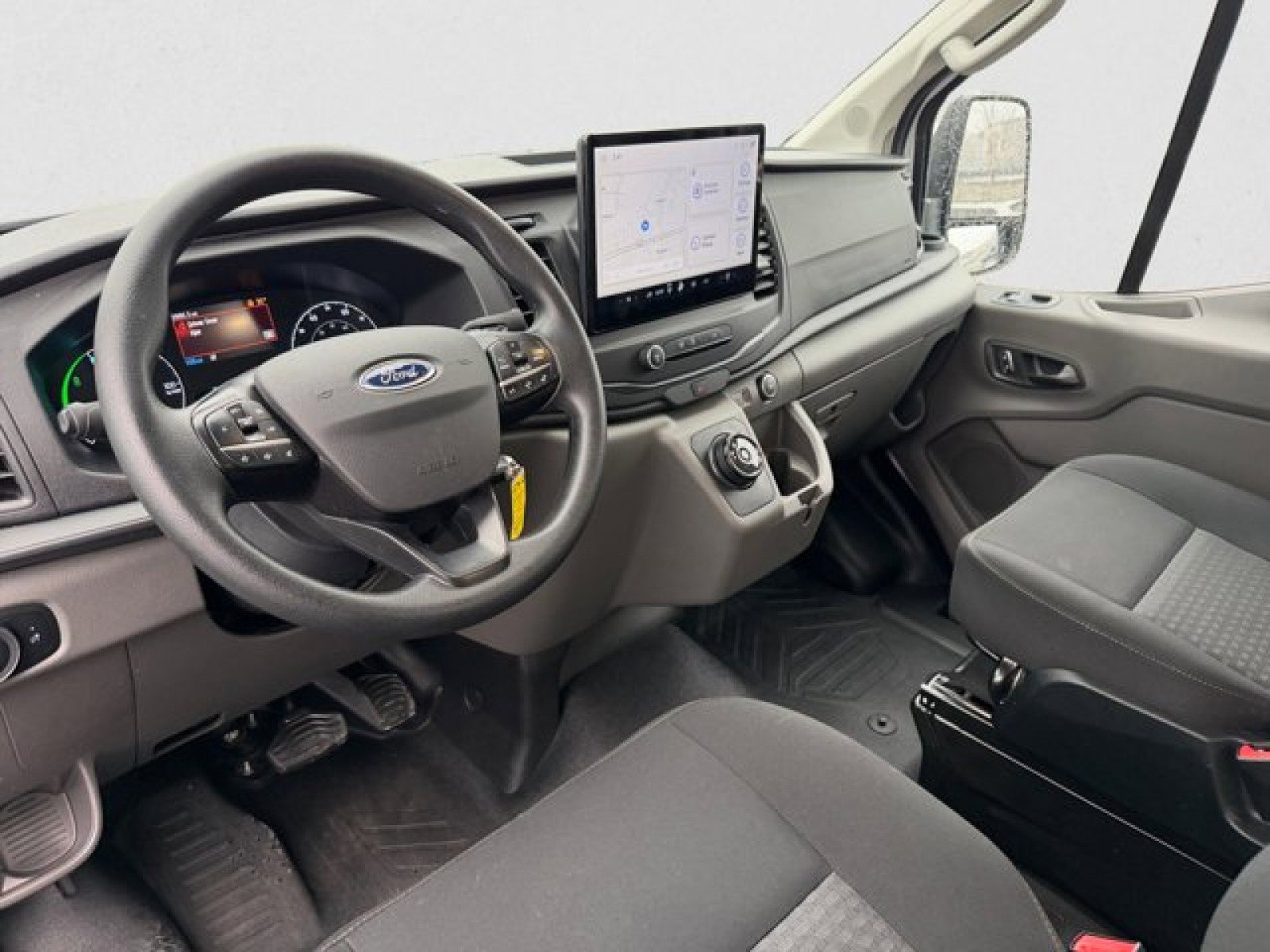 Used 2023 Ford E-Transit Low Roof image 11