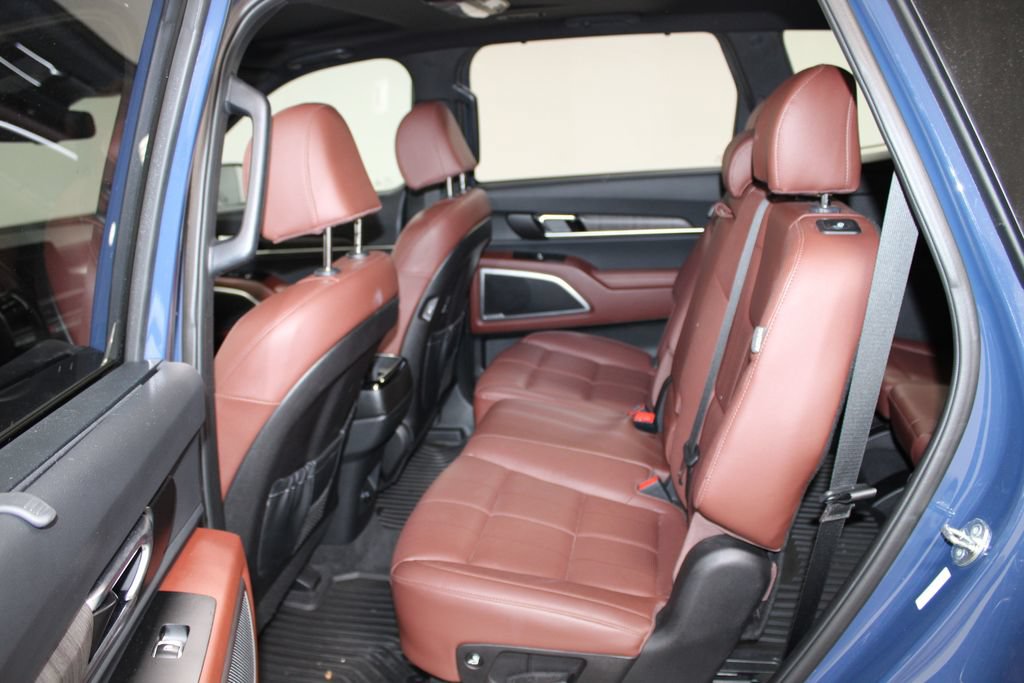Used 2024 Kia Telluride EX FWD image 18