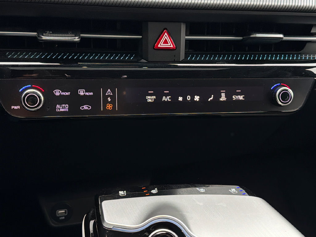 Certified 2024 Kia EV6 GT-Line RWD image 27