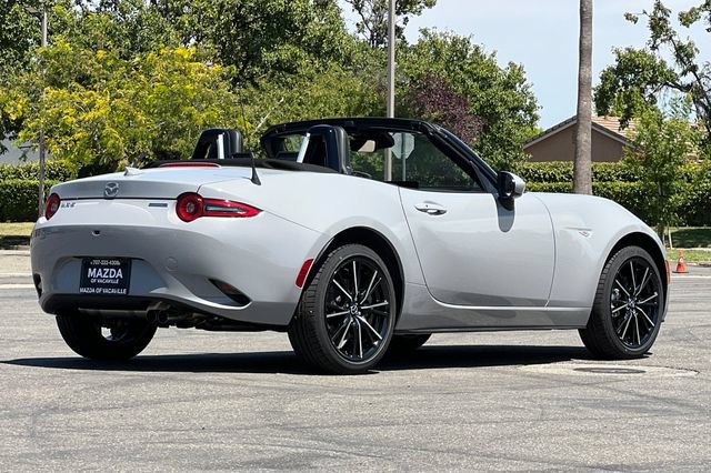 New 2026 MAZDA MX-5 Miata Grand Touring w/ Weather Package RWD image 4
