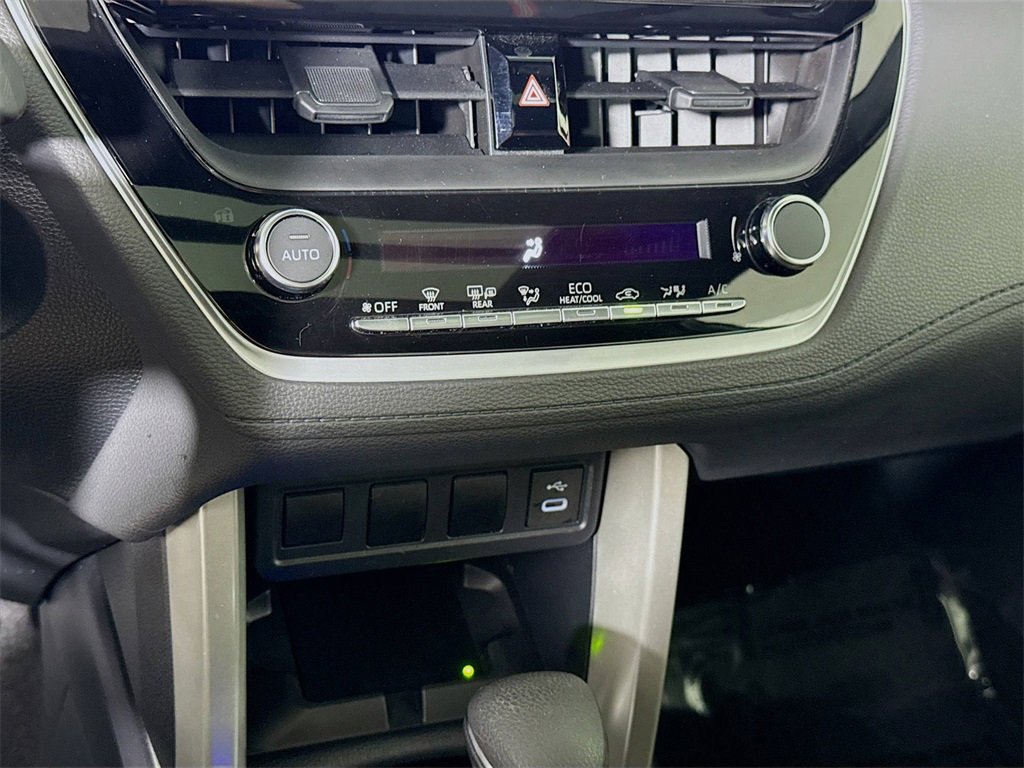Certified 2024 Toyota Corolla Cross AWD Hybrid image 10