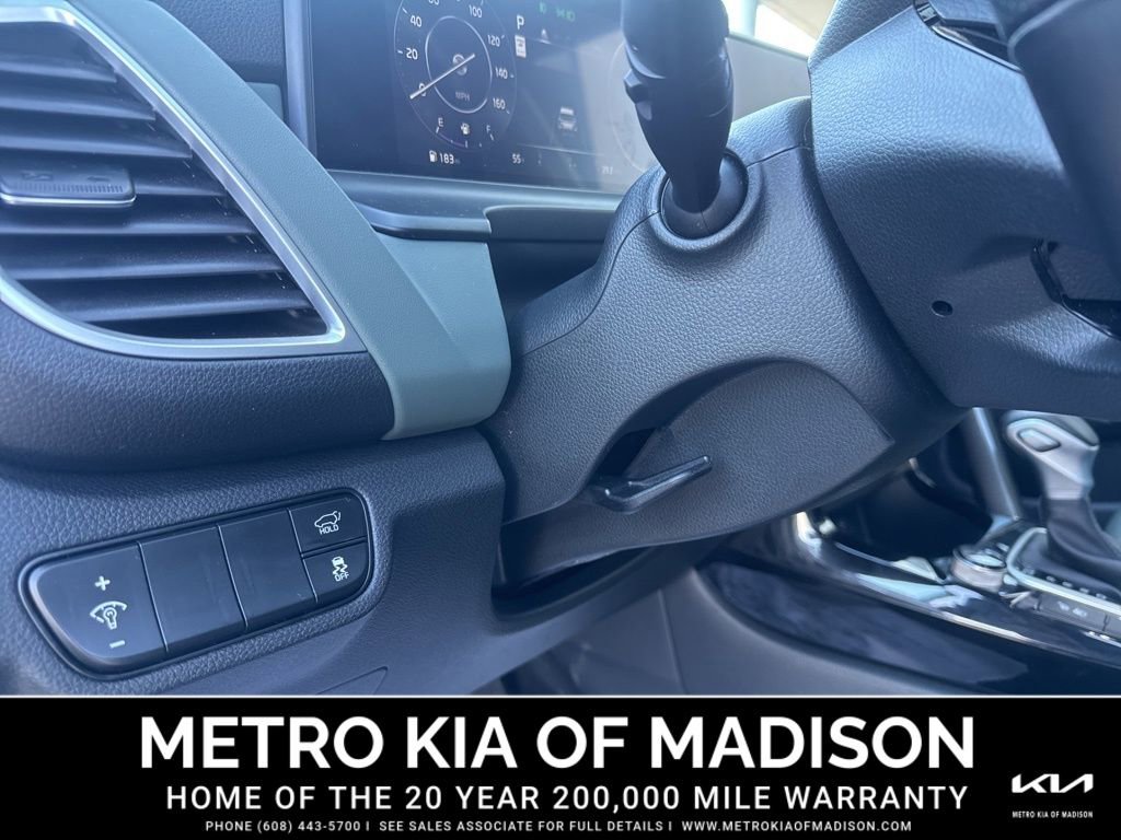 Used 2024 Kia Seltos SX w/ SX Sunroof Package image 13