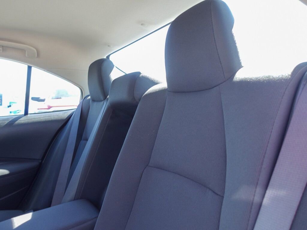 Used 2024 Toyota Corolla LE FWD image 11