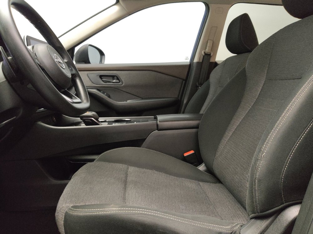 Used 2022 Nissan Rogue S FWD image 17
