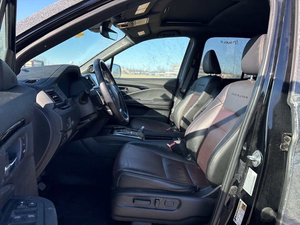 Used 2023 Honda Ridgeline Black Edition image 15