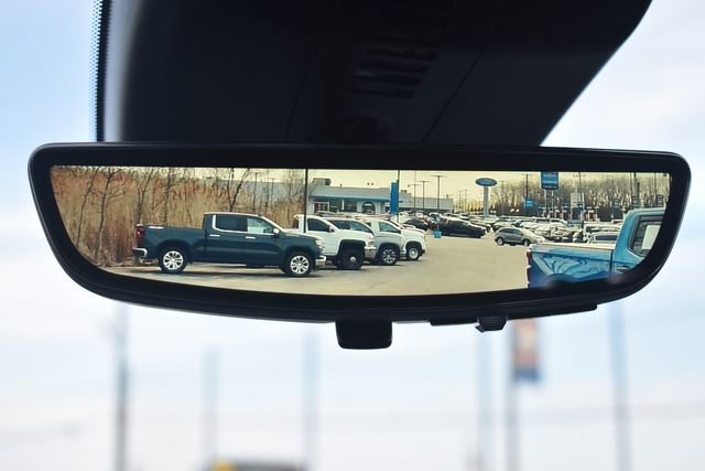 New 2026 Chevrolet Traverse LT w/ Driver Confidence Package image 32