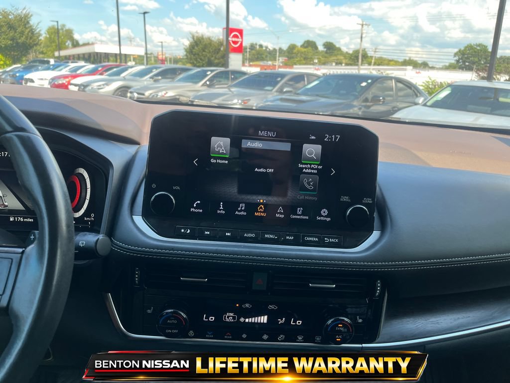 Used 2023 Nissan Rogue Platinum w/ Platinum Premium Package FWD image 17