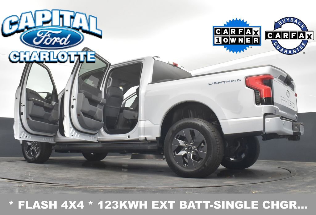 Used 2025 Ford F150 Lightning Flash image 39