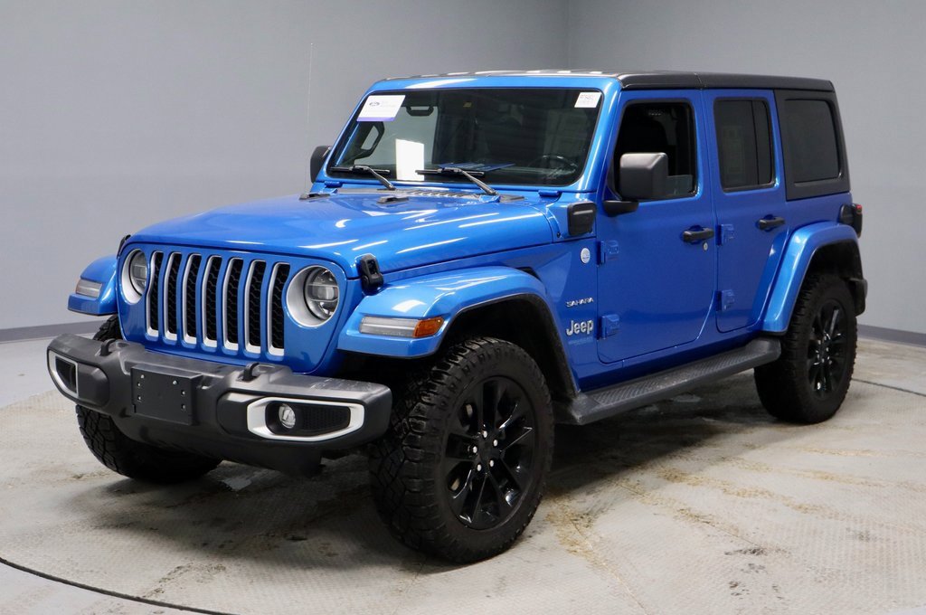 Used 2021 Jeep Wrangler Unlimited Sahara w/ Dual Top Group image 9
