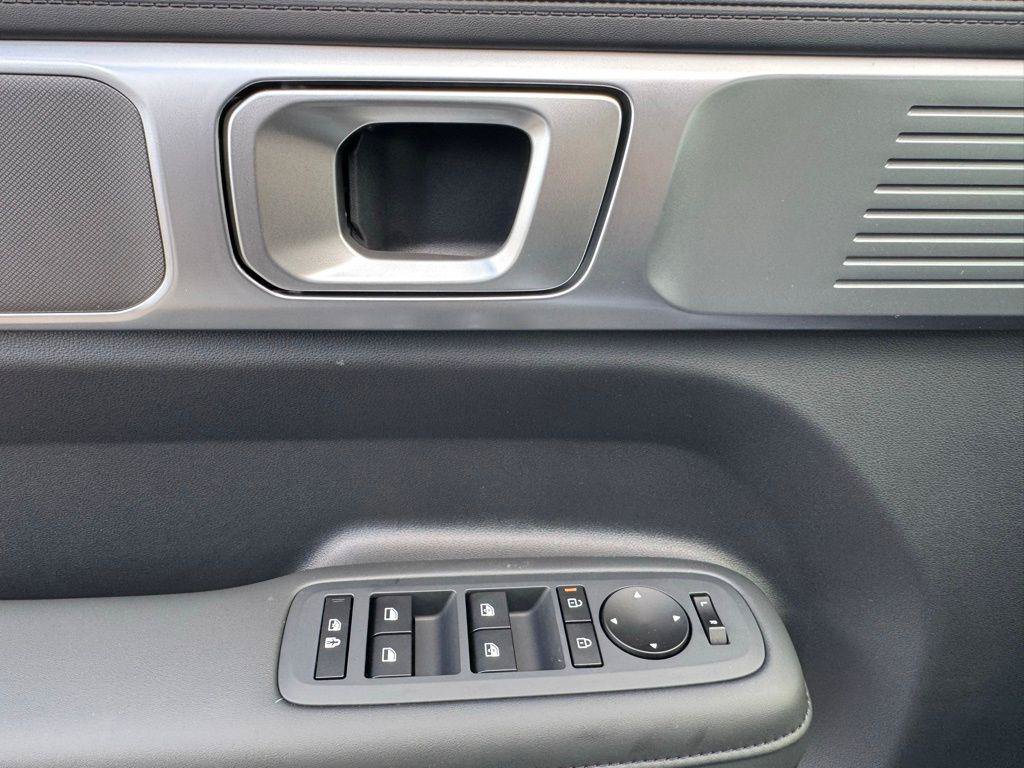 New 2026 Hyundai Santa Fe SEL AWD/4WD image 18