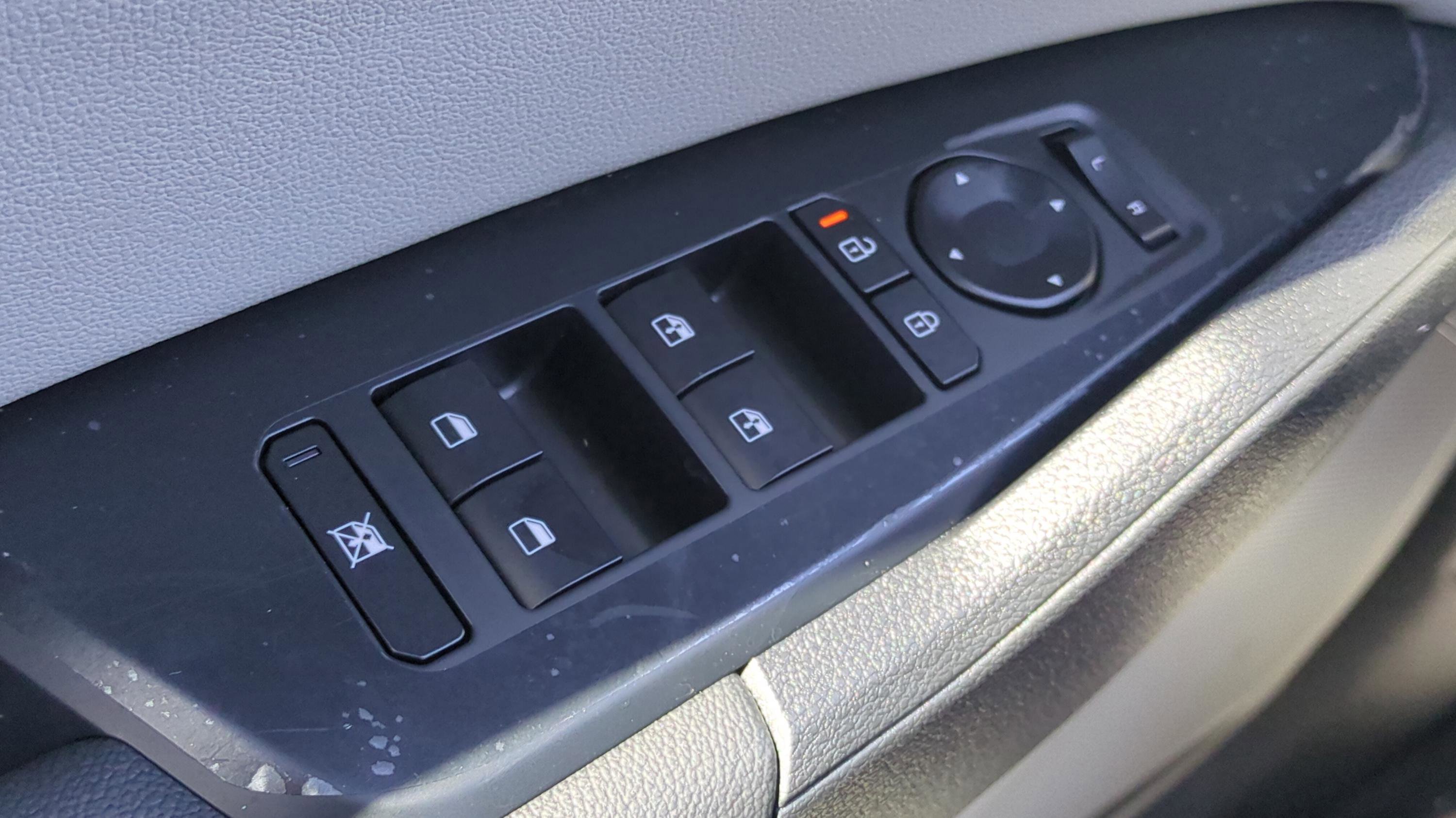 New 2026 Kia Sportage EX FWD image 18