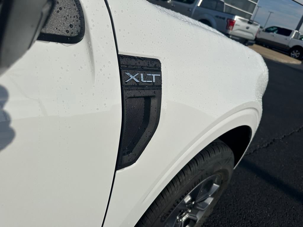 New 2025 Ford Maverick XLT w/ XLT Luxury Package image 21