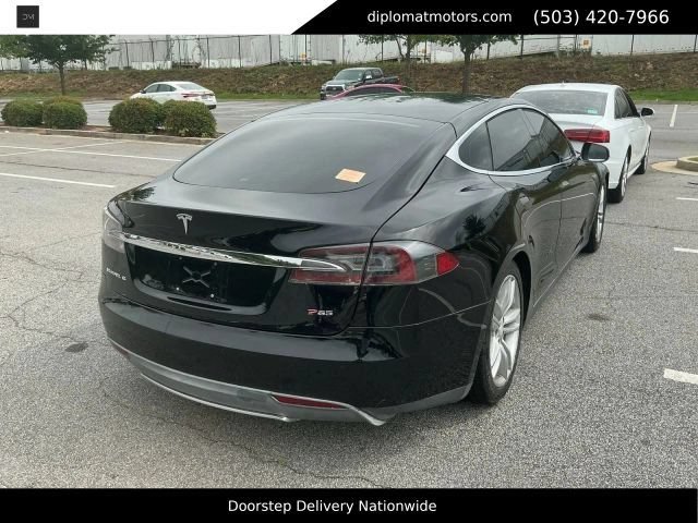 Used 2013 Tesla Model S Performance RWD image 3