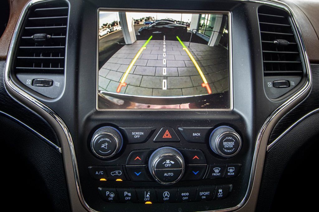 Used 2017 Jeep Grand Cherokee Summit w/ Trailer Tow Group IV image 5