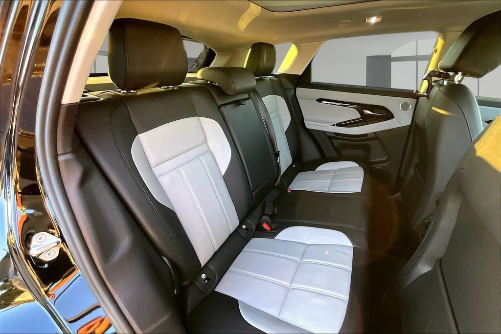 Certified 2024 Land Rover Range Rover Evoque Dynamic SE AWD/4WD image 23