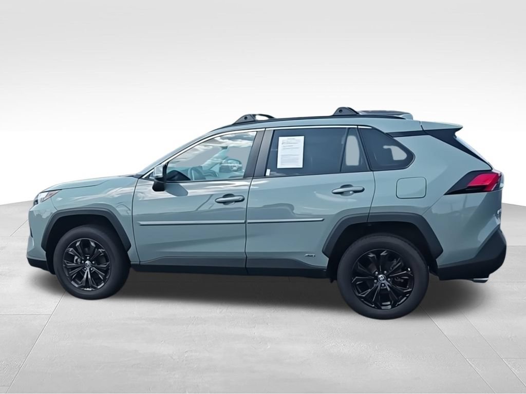 Used 2023 Toyota RAV4 XLE Premium AWD/4WD image 6