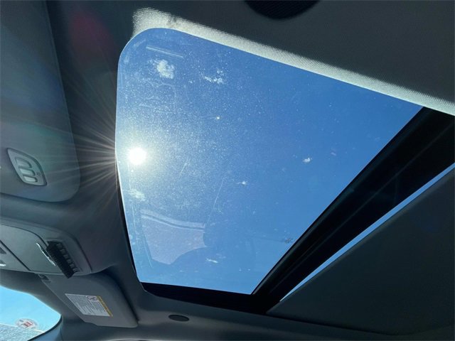 New 2025 Ford F250 Lariat w/ Lariat Ultimate Package image 31