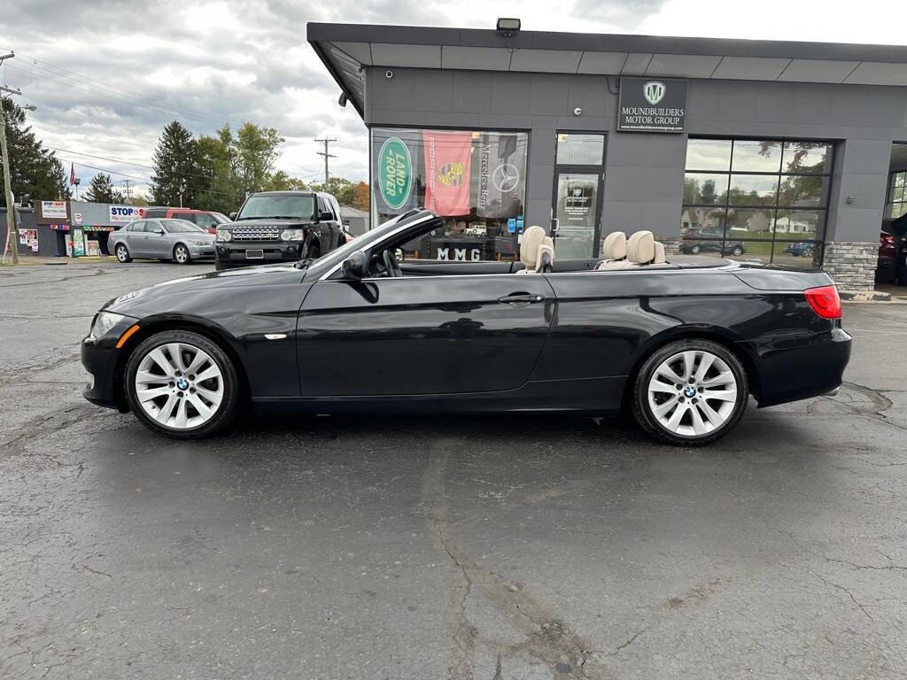 Used 2012 BMW 328i Convertible image 2