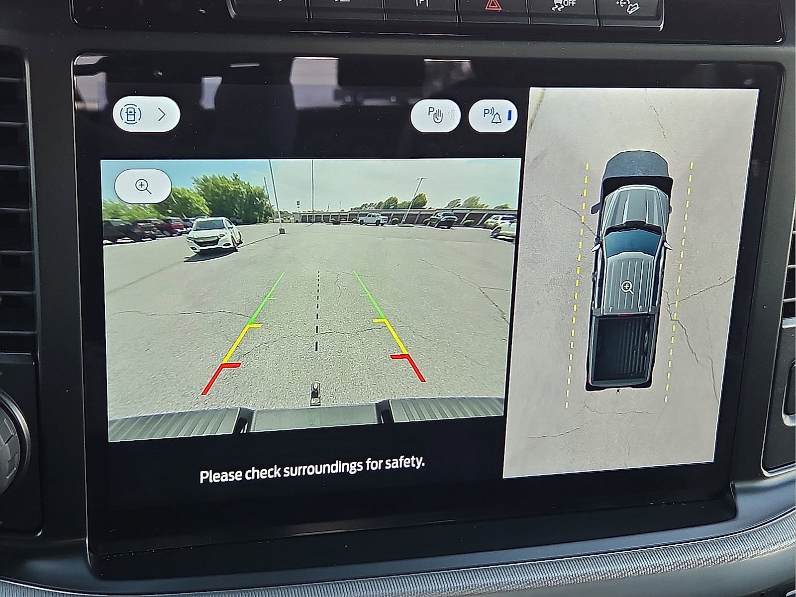 Used 2024 Ford F150 Lariat w/ FX4 Off-Road Package AWD/4WD image 16