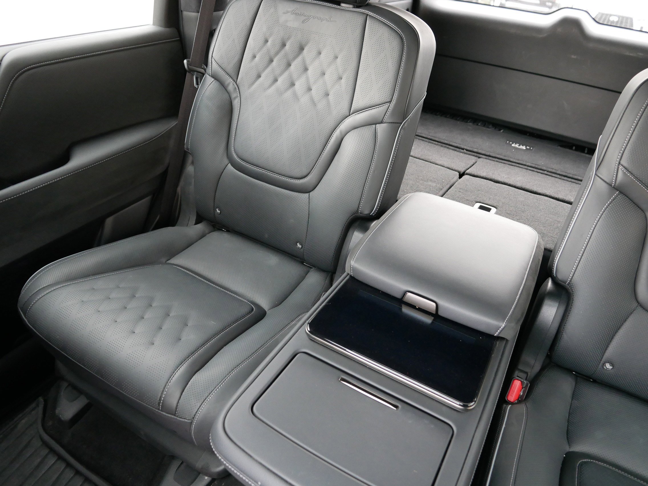 Certified 2025 INFINITI QX80 Autograph image 12