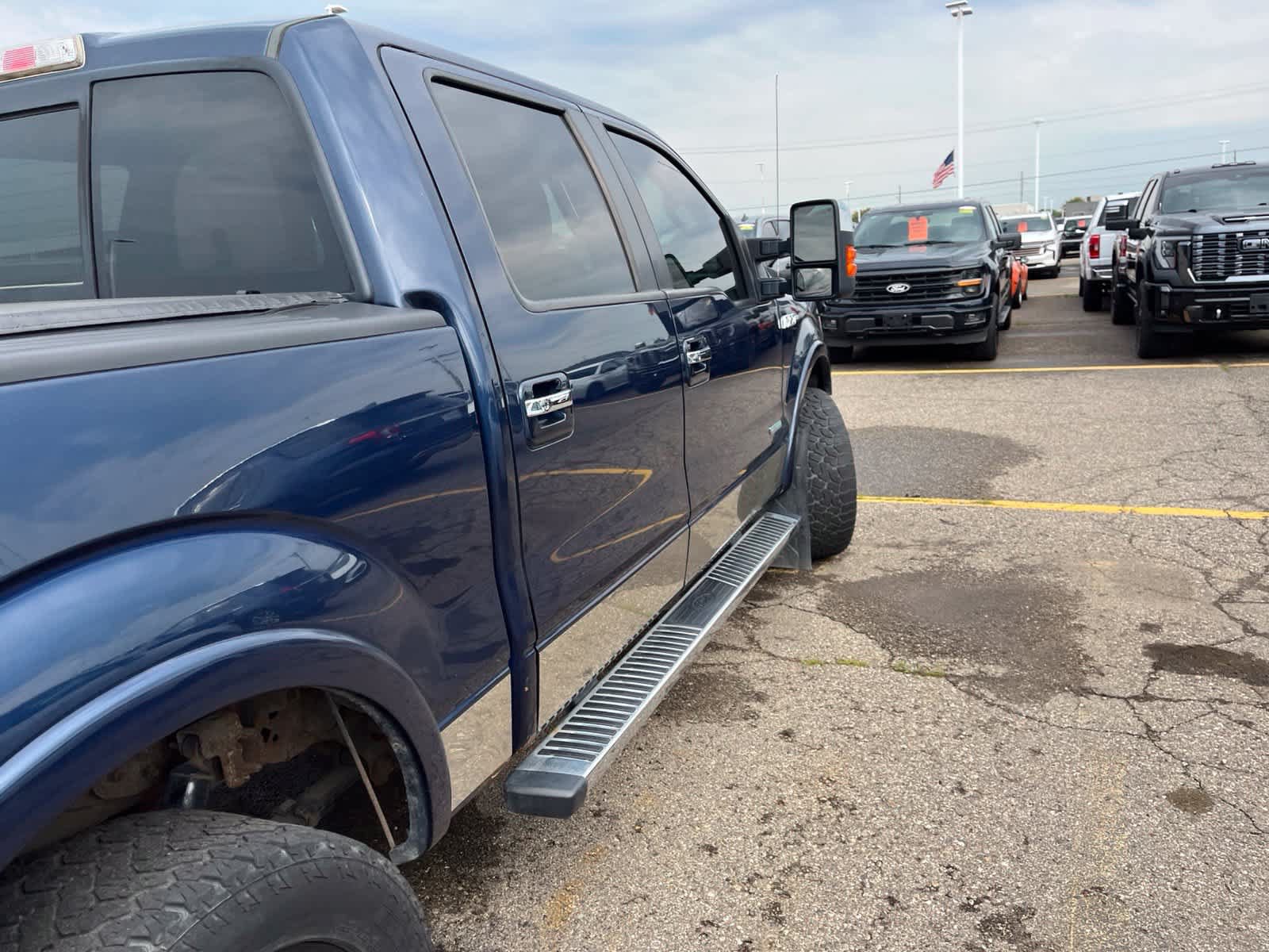 Used 2013 Ford F150 Lariat w/ Mid Equipment Group AWD/4WD image 17