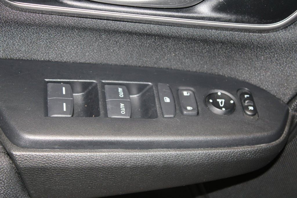 Used 2022 Honda CR-V EX image 9