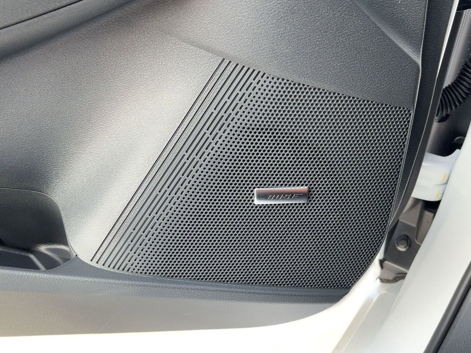 New 2026 Nissan Sentra SR w/ SR Premium Package FWD image 21