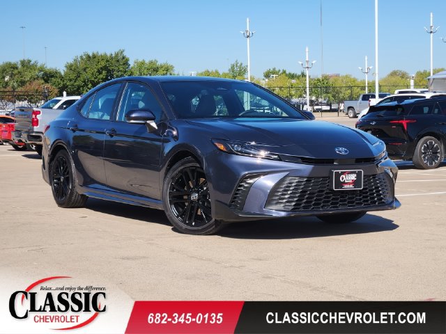 Used 2026 Toyota Camry SE w/ Convenience Package