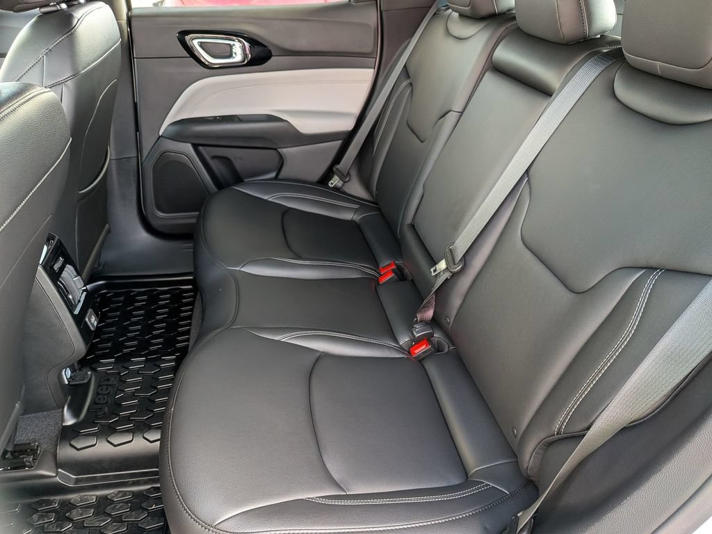 New 2026 Jeep Compass Limited AWD/4WD image 35