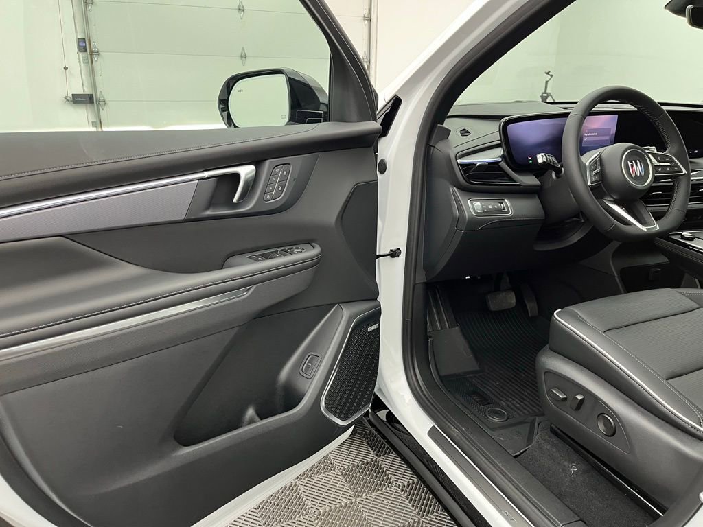 New 2026 Buick Enclave Sport Touring w/ Power Package image 18
