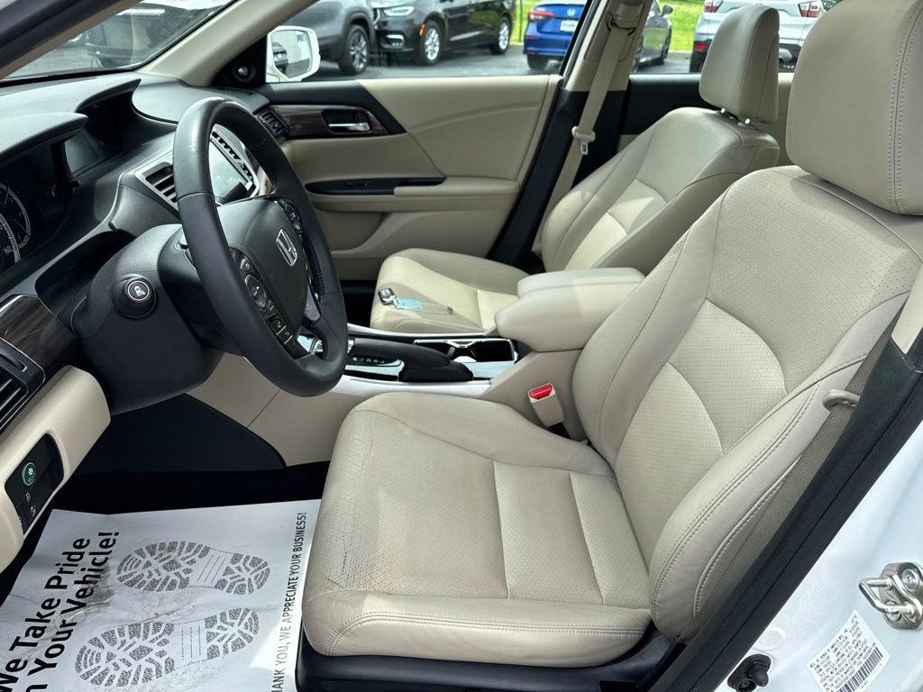 Used 2016 Honda Accord EX-L image 24