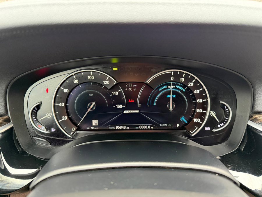 Used 2018 BMW 530e RWD image 31