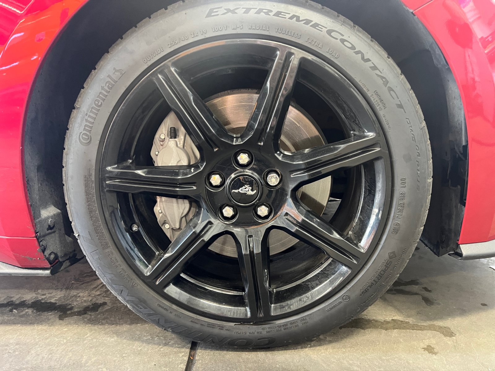 Certified 2021 Ford Mustang Coupe w/ 2.3L High Performance Package RWD image 32
