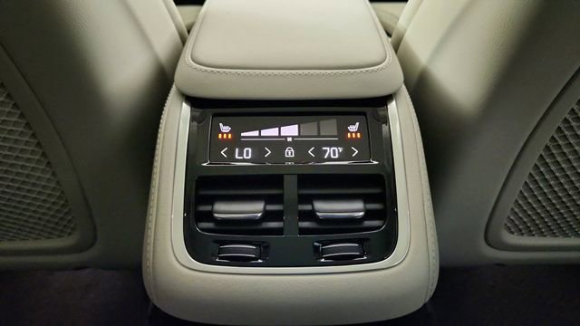 New 2026 Volvo XC90 T8 Ultra w/ Protection Package AWD/4WD image 33