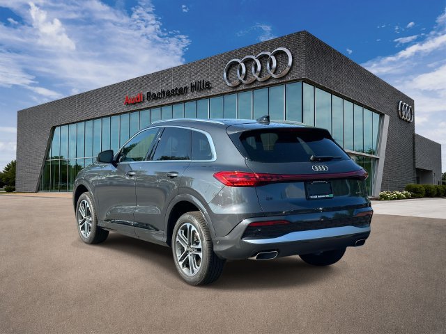 Certified 2025 Audi Q5 Premium w/ Convenience Package AWD/4WD image 4