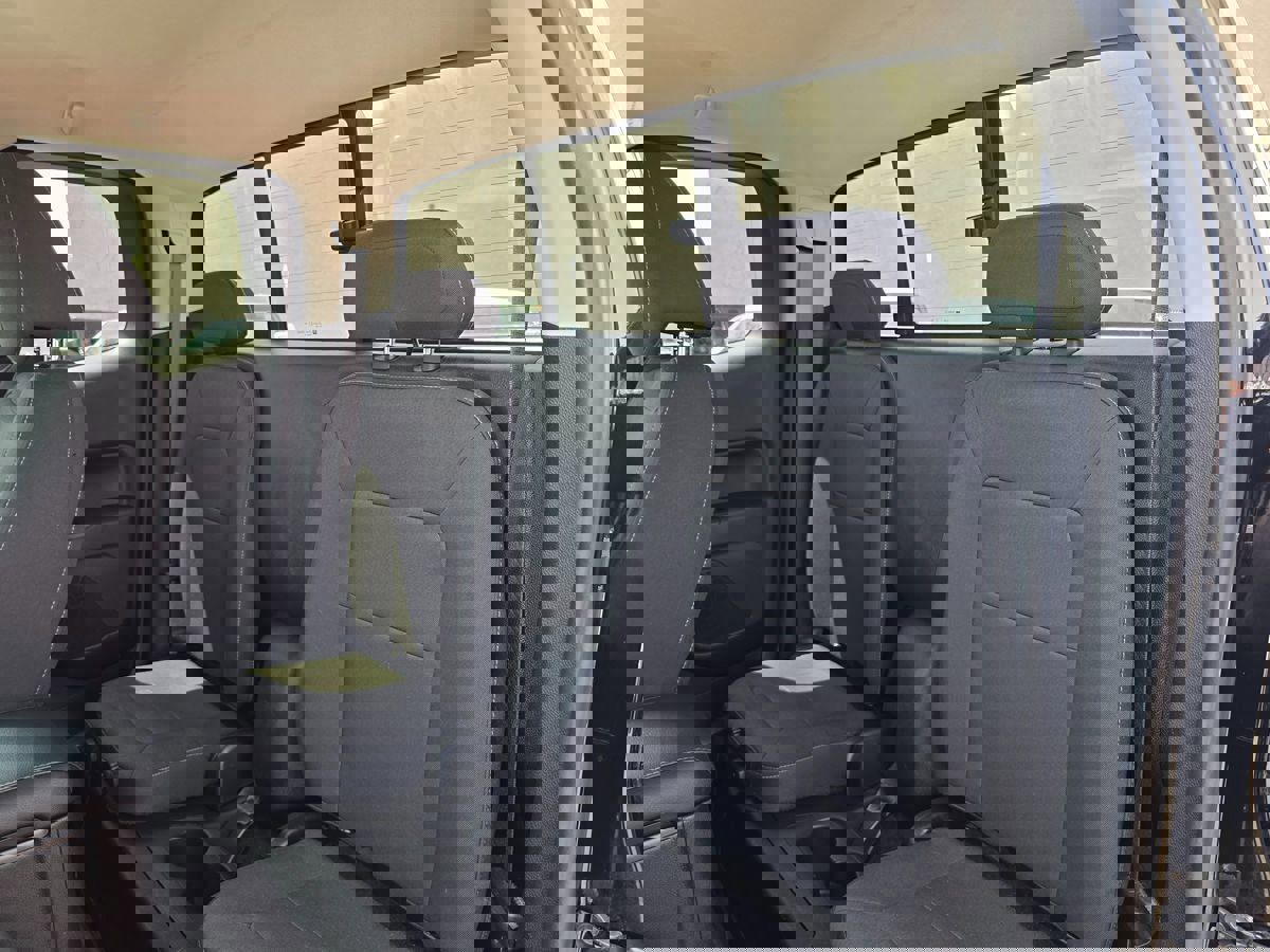 Used 2018 GMC Canyon SLE w/ SLE Convenience Package image 17